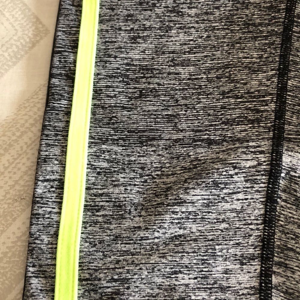 Nylora Grey Ombr Leggings Neon Rainbow Side Stripes Size Xs — image 8 of 8